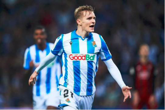 皇家马德里内部会议纪要流出——关键时刻刷新队史纪录,CBA常规赛使命明确,资深球员宣示担当 皇家马德里内部会议纪要流出——关键时刻刷新队史纪录,CBA常规赛使命明确,资深球员宣示担当